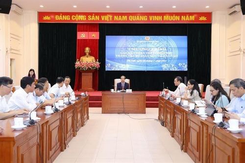 Bộ GD-ĐT bàn giao 18 công chức về Thanh tra Chính phủ