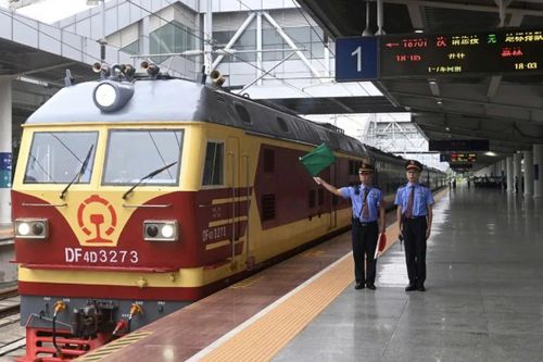 Thấy gì từ việc chạy lại tàu đi Việt Nam - Trung Quốc?