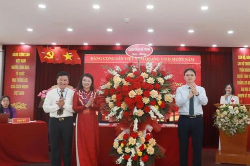 Đại hội chi bộ điểm tại quận Hai Bà Trưng: Phấn đấu luôn là điểm sáng của ngành giáo dục Thủ đô