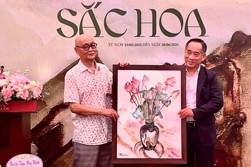 Hoàng Đạo Kính - họa bóng xưa, gọi sắc hoa về