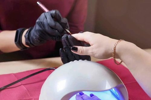 Sơn móng tay thường xuyên có thể gây hại đến sức khỏe