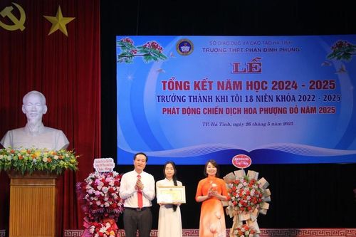 Phải học nhờ, thầy trò vẫn đạt thành tích tốt