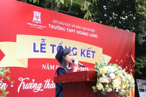Xúc động lời tri ân thầy cô của nữ sinh Hà thành trong ngày phượng nở