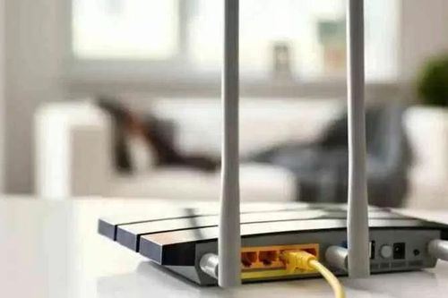 FBI cảnh báo 13 bộ định tuyến Internet dễ bị tấn công mạng