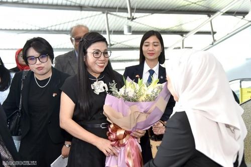 Phu nhân Thủ tướng Phạm Minh Chính thăm Bảo tàng Mỹ thuật quốc gia Malaysia