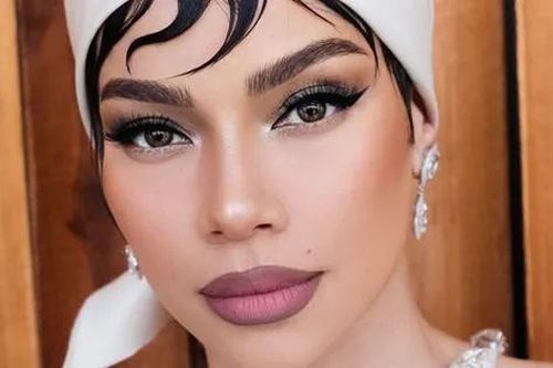 Không nhận ra Hồ Ngọc Hà