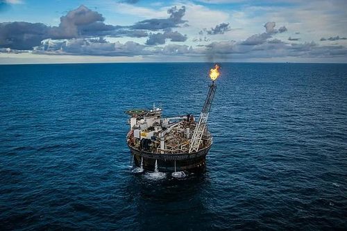 Ả Rập Xê-út và Kuwait công bố phát hiện dầu mới tại Khu vực Trung lập
