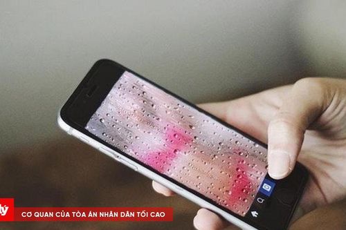 Khoe thân trên mạng xã hội, cô gái trẻ bị đe dọa tống tiền