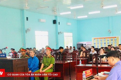 Đi tù vì tàng trữ, sử dụng, mua bán vũ khí quân dụng