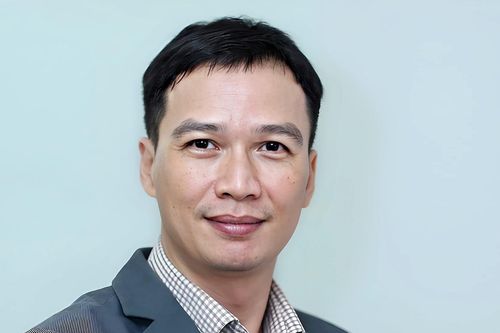 Giáo sư có hơn 200 bài báo khoa học tạp chí quốc tế làm hiệu trưởng đại học y