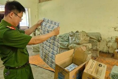 Đánh sập đường dây buôn lậu kem đánh răng, dầu gội tại Diễn Châu, Nghệ An