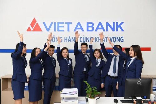 Cổ đông lớn muốn thoái bớt vốn tại VietABank trước thềm 'chuyển nhà' lên HoSE