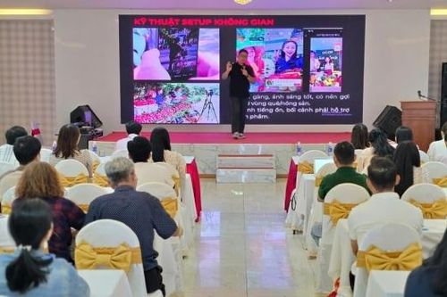 Chiến lược livestream: Bí quyết kinh doanh thời đại số