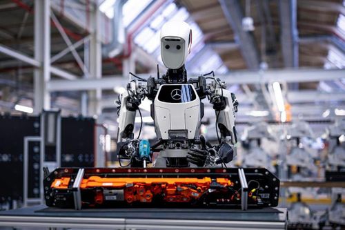 Robot trong sản xuất ô tô toàn cầu ngày càng thông minh hơn