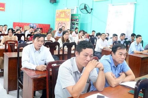 Châu Thành tổ chức Hội nghị báo cáo viên, tuyên truyền viên tháng 5