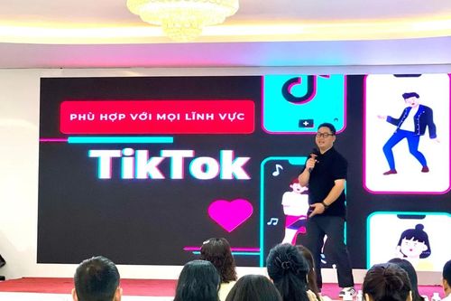 Tập huấn kỹ năng kinh doanh trên môi trường số và kiến thức livestream