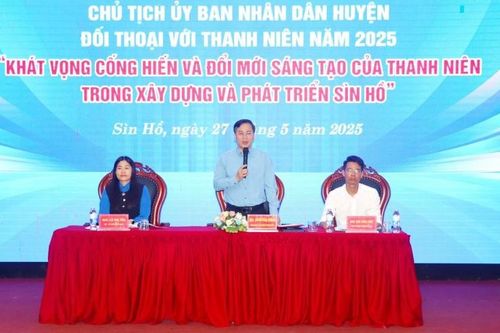 Đối thoại giữa Chủ tịch UBND huyện Sìn Hồ với thanh niên năm 2025