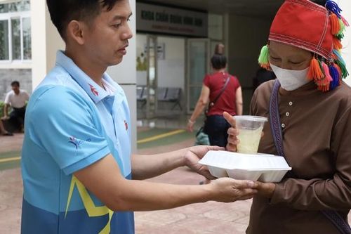 'Suất cơm 0 đồng' – Lan tỏa yêu thương