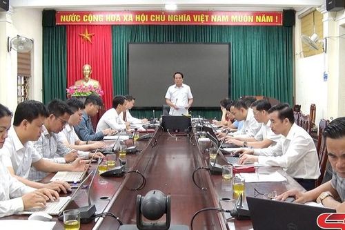 Đồng chí Phó chủ tịch UBND tỉnh làm việc tại huyện Mai Sơn