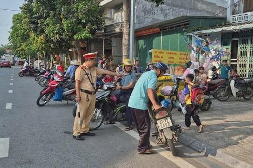 Phú Thọ: Xác định yếu tố then chốt trong đảm bảo an toàn giao thông cổng trường