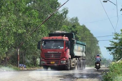 Vụ lập barie thu phí đường làng ở Trảng Bom: Công an làm việc với một số người liên quan