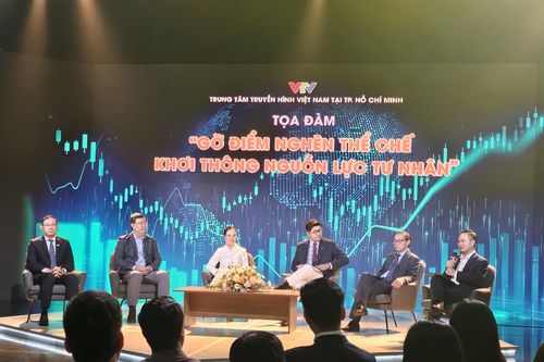 Gỡ 'điểm nghẽn' thể chế để khơi thông nguồn lực tư nhân