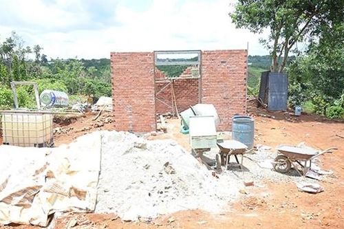 Giá cát tăng cao, chương trình xóa nhà tạm ở Tây Nguyên gặp khó