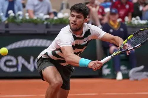 Carlos Alcaraz dễ dàng vượt qua vòng 1 giải Roland Garros