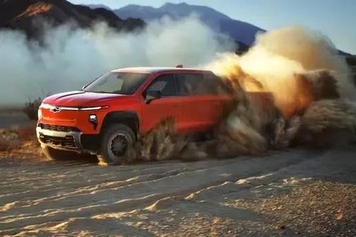 Bán tải điện Chevrolet Silverado có thêm phiên bản địa hình