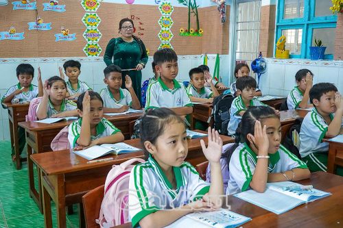 Cần mẫn gieo chữ, giữ 'lửa' nghệ thuật