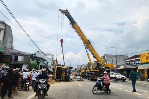 Nguyên nhân ban đầu vụ xe tải lao vào chợ khiến 5 người thương vong