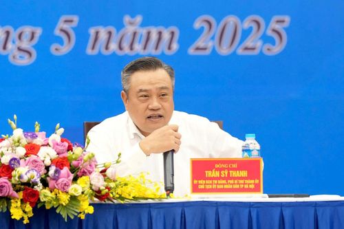 Chủ tịch Hà Nội chỉ đạo đáp ứng nhu cầu chính đáng của công nhân