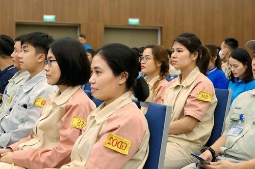 Hà Nội: Lắng nghe giải quyết nguyện vọng của công nhân, người lao động