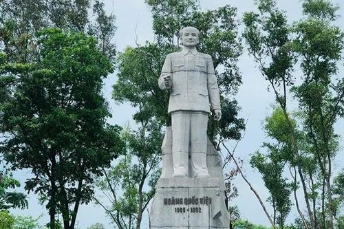 Mãi tỏa sáng tinh thần và đạo đức cách mạng của người chiến sĩ cộng sản kiên trung