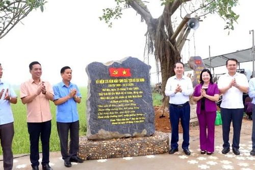 Ninh Bình khánh thành công trình ghi dấu nơi Bác Hồ về thăm