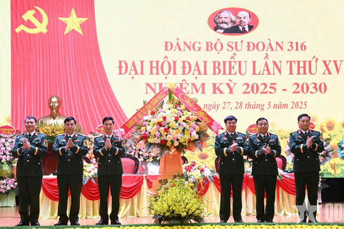 Xây dựng Sư đoàn 316 tinh, gọn, mạnh, có chất lượng tổng hợp, sẵn sàng chiến đấu cao
