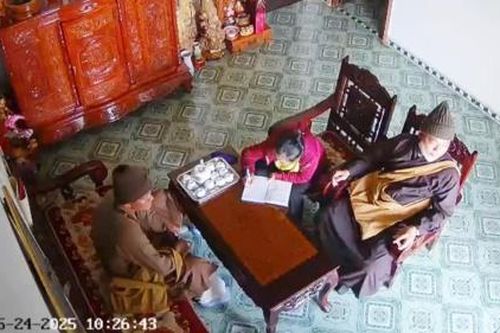 Cảnh giác với sư giả