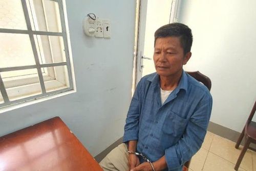 'Tẩn' bạn nhậu