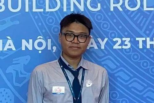Nam sinh Ngoại giao viết tiếp ước mơ báo chí từ hành trình lan tỏa yêu thương và giá trị nhân văn
