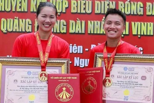 Cảm hứng từ những 'huyền thoại'