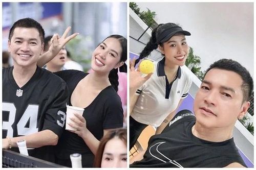 Quang Minh và bạn gái 'dính như sam' trên sân pickleball
