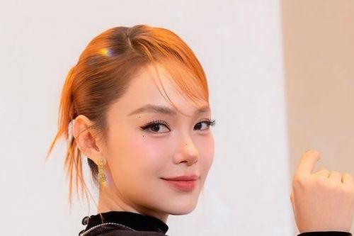 Minh Hằng, Lý Nhã Kỳ và dàn sao Việt rạng ngời trong các thiết kế đầm gợi cảm