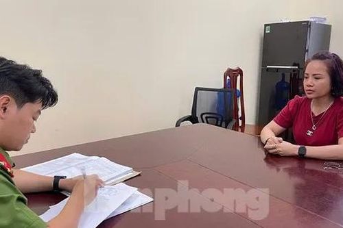 Bắt hai đối tượng mua bán trẻ vị thành niên làm nhân viên phục vụ karaoke