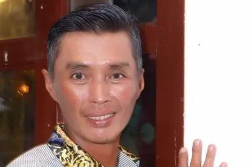 Showbiz 28/5: Bắc Hải và vợ đăng ký kết hôn sau 14 năm chung sống