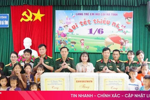 Tổ chức 'Bữa cơm tình thương' tại Làng Trẻ em mồ côi Hà Tĩnh