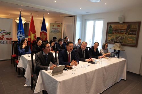 Việt Nam tăng cường hợp tác với WTO về năng lực pháp lý trong thương mại quốc tế