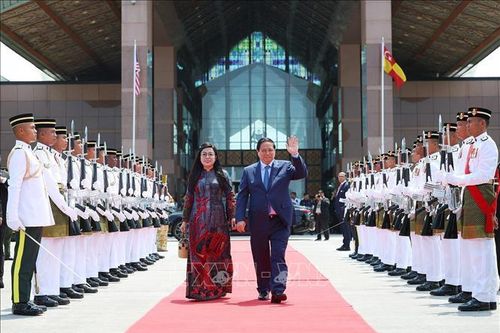 Thủ tướng Phạm Minh Chính kết thúc chuyến thăm chính thức Malaysia và tham dự Hội nghị Cấp cao ASEAN