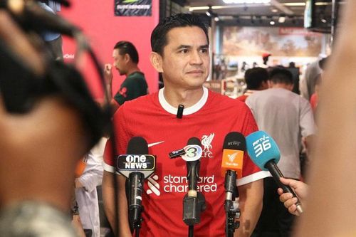 Rộ tin HLV Kiatisak sắp trở lại V.League dẫn dắt Trường Tươi Bình Phước, tái hợp Công Phượng