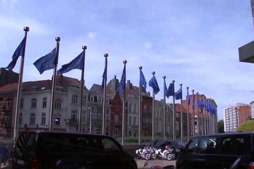EU nới lỏng quy định xử lý vi phạm phát thải đối với ngành ô tô