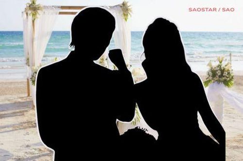 Cặp đôi nổi tiếng Vbiz tổ chức lễ ăn hỏi không ai tin, quyết không có con sau 8 năm kết hôn